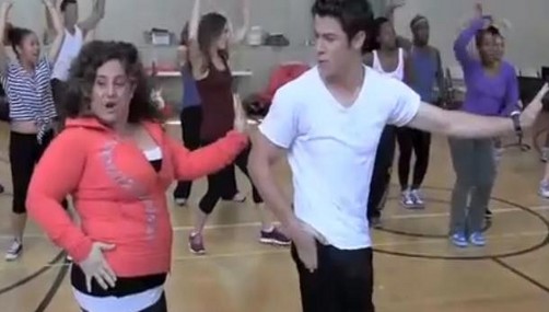 Nick Jonas en los ensayos de Hairspray (video)