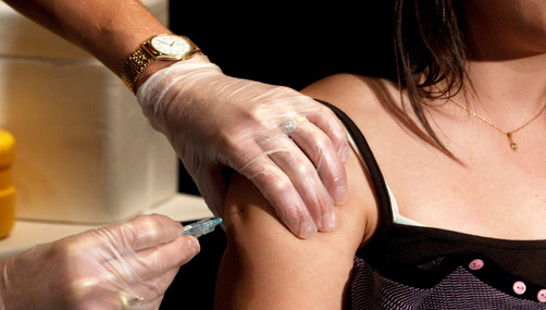 Científicos logran crear vacuna para la Hepatitis C