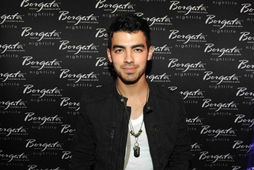 Joe Jonas lanza el remix de 'Just in Love'