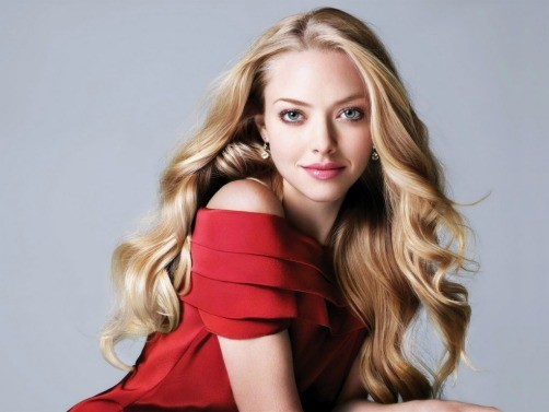 Amanda Seyfried posa para Glamour