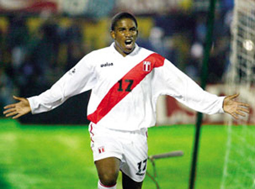 Jefferson Farfán impresionado con el apoyo a la selección peruana