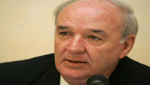 Ex Ministro de Exteriores García Belaunde pasó a situación de retiro