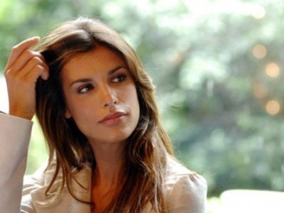 Elisabetta Canalis encuentra reemplazante para George Clooney