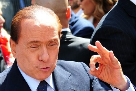 Silvio Berlusconi: 'Renunciar sería traicionar a Italia'