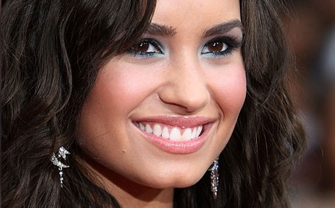 Demi Lovato: 'Me automedicaba, bebía y consumía drogas'