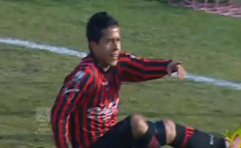 Roberto Merino anotó en el empate del Nocerina y el Bari (video)
