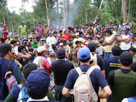 Paro minero en Madre de Dios comenzó hoy