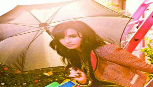 Demi Lovato lanza nuevo single 'Skycraper' (video)