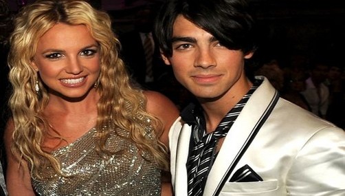 Britney Spears y Joe Jonas de gira por Europa