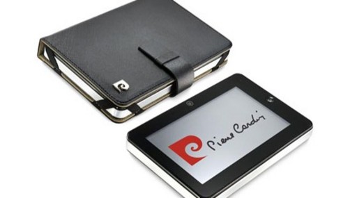 Pierre Cardin lanza su tableta de cuero