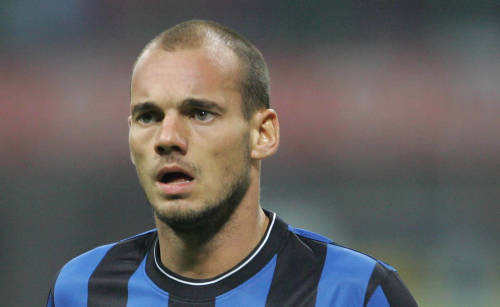 Mourinho le aconsejó a Wesley Sneijder seguir en el Inter