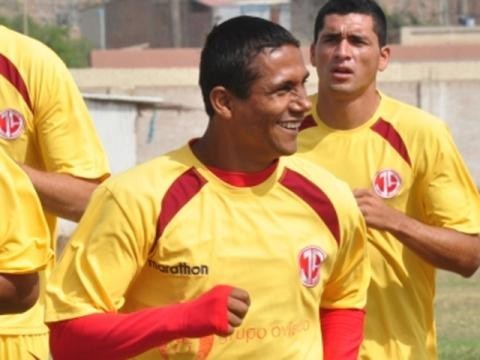 William Chiroque: 'Paraguay te puede ganar de pelota parada'