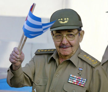Raúl Castro: 'Empresas públicas perjudican a Cuba'