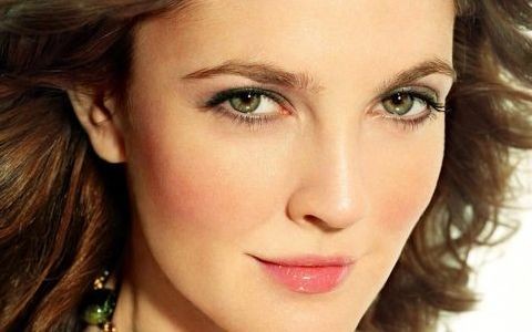 Drew Barrymore se casa por tercera vez