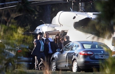 Todo listo para salida de Cristina Fernández de hospital tras operación