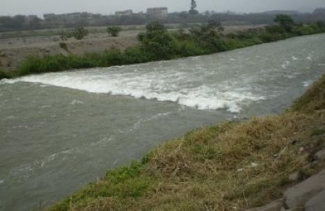 Ica en alerta roja por crecida de río