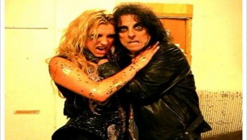 Ke$ha y Alice Cooper juntos en el escenario (video)