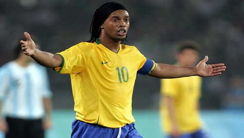 Ronaldinho desea participar en el Mundial de Brasil 2014