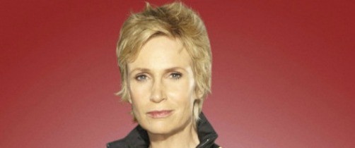 Jane Lynch apenada por la muerte de Steve Jobs