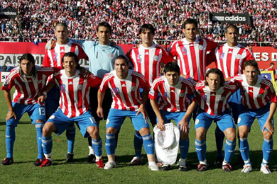 La selección paraguaya de fútbol arribó a nuestra capital