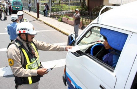 Disminuyen papeletas de tránsito por exceso de velocidad en Lima