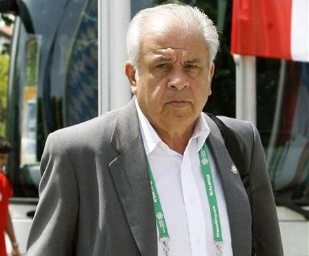 'Maño' Ruiz confirmó que dirigirá al León en el 2012