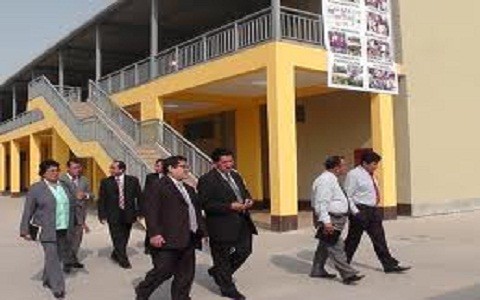 DRELM inició proceso administrativo a dos colegios por condicionar matrículas