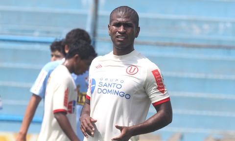 José Mendoza deja Universitario para jugar por el Sport Huancayo