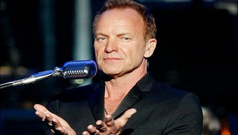 Sting practica sexo en los lavabos de una discoteca