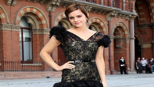 Emma Watson promociona Harry Potter y las Reliquias de la muerte 2 en Londres