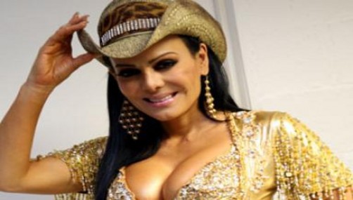 Maribel Guardia usará cuatro vestidos en su boda