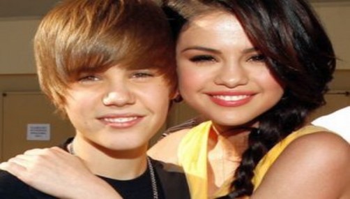 Selena Gómez le da órdenes a Justin Bieber