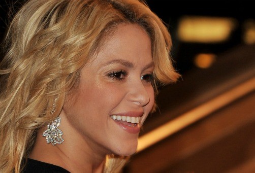 Shakira juramenta como asesora de educación hispana