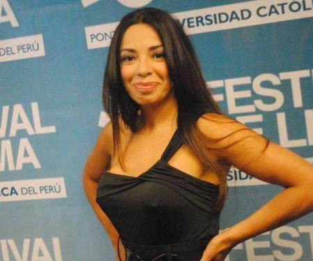 Tatiana Astengo: 'Público juzga a Reina con doble moral'