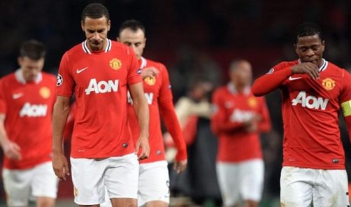 Manchester United perdió 2-1 ante el Basilea y quedó eliminado de la Champions