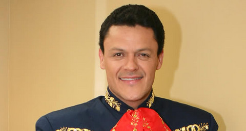 Pedro Fernández afronta demanda millonaria