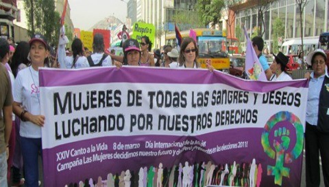 Colectivo feminista recordará al Presidente Ollanta Humala lo que prometió para las mujeres peruanas