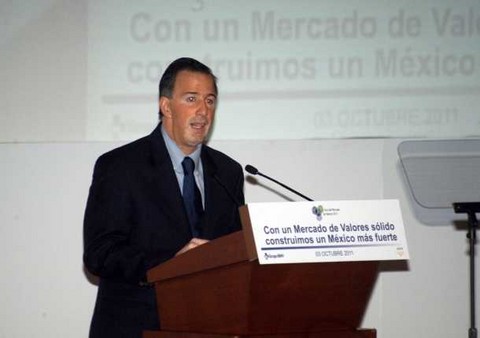 México espera generar un millón de acciones de vivienda en el 2012