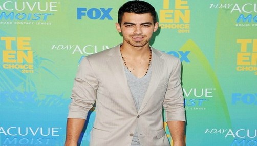 Joe Jonas en los Teen Choice Awards 2011