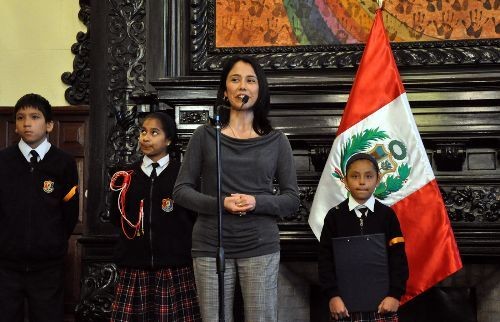 Nadine Heredia mostró su alegría tras el triunfo peruano sobre Paraguay
