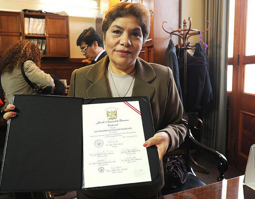 Luz Salgado se opone a la eliminación del voto preferencial