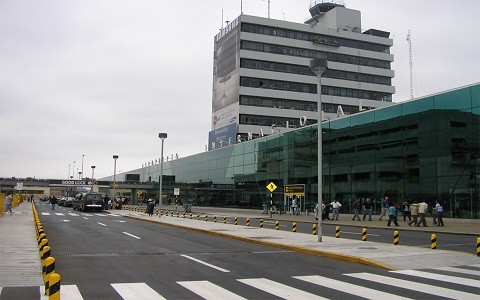 Aeropuerto Jorge Chávez restablece su tránsito aéreo