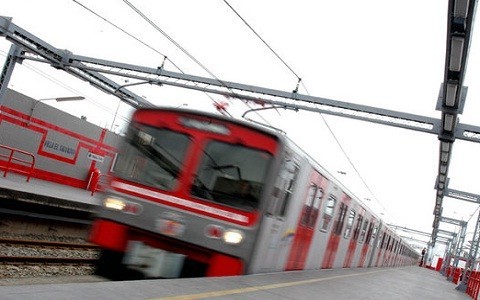 Ojo: Tren Eléctrico habría sufrido cortocircuito