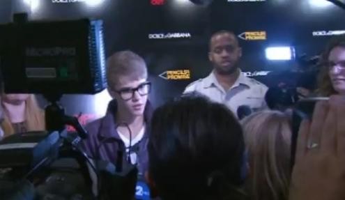 Justin Bieber presente en La Semana de la Moda en Nueva York (video)