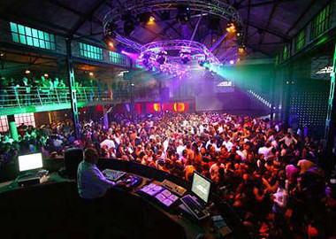 Los Olivos: Piden clausurar 12 discotecas sin licencia