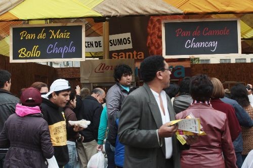 Cuatro mil panes por hora se venden en Mistura 2011