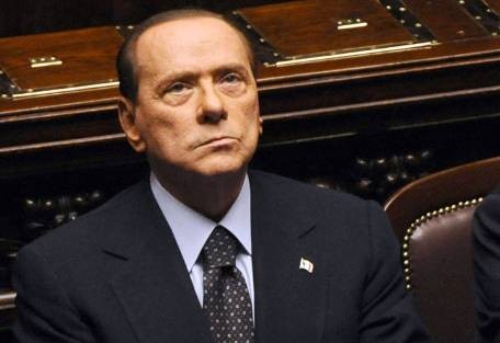 Alfano será el candidato de Berlusconi para suplirlo