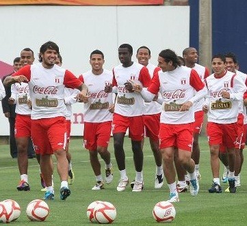 La selección peruana llegó a Arequipa para continuar sus entrenamientos