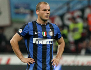 ¿Aceptará? Manchester United pone 43 millones por Sneijder