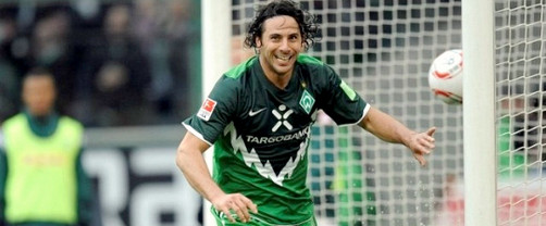 Claudio Pizarro podría dejar el Werder Bremen en el 2012